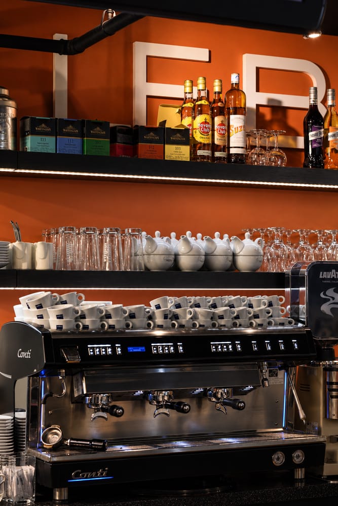 Le comptoir et le bar